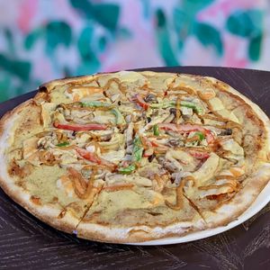 Pizza Tom Yum Goo..D at WellSmoocht in West Singapore