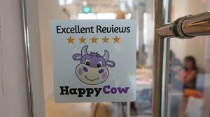 5-stars excellent reviews from HappyCow at WellSmoocht in West Singapore