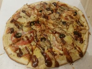bbq ";chicken"; pizza at WellSmoocht in West Singapore