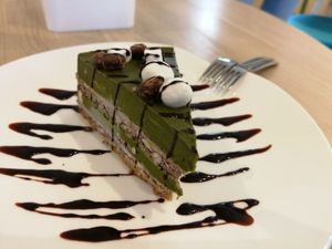 Matcha red bean ice cream cake at WellSmoocht in West Singapore
