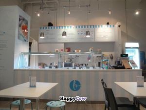 nice interior at WellSmoocht in West Singapore