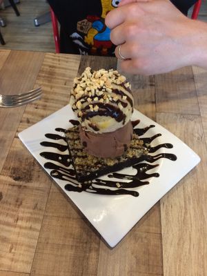 Chocolate brownie  at WellSmoocht in West Singapore