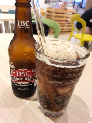 Rootbeer Float at WellSmoocht in West Singapore
