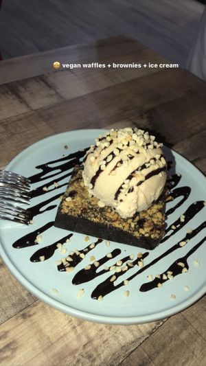 brownie with hazelnut ice cream (or is it macadamia i forgot 😂)  at WellSmoocht in West Singapore