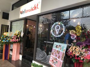 store front at WellSmoocht in West Singapore