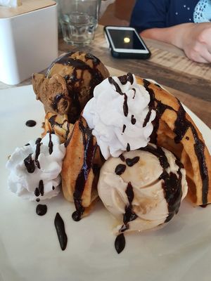 Waffle ice cream at WellSmoocht in West Singapore