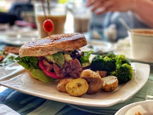 BPMH burger  at WellSmoocht in West Singapore