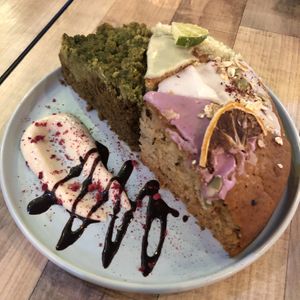 Cakes at WellSmoocht in West Singapore