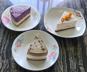 Super YUMMY cheesecake 😍😍😍😍😍 at WellSmoocht in West Singapore