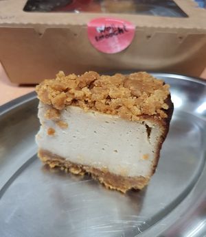 This is soooooooooo cheesy 😱 ~ Classic Burnt Cheesecake ~ Circuit Breaker Period Phrase 2 at WellSmoocht in West Singapore