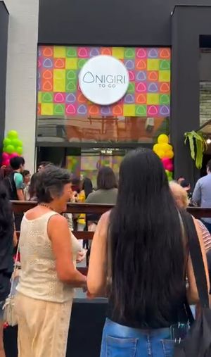 Inauguração at Onigiri To Go Londrina in Londrina