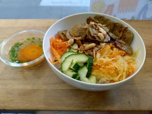 Lemongrass "beef" rice bowl at Vie Vegan @ Encore Pizza in Footscray