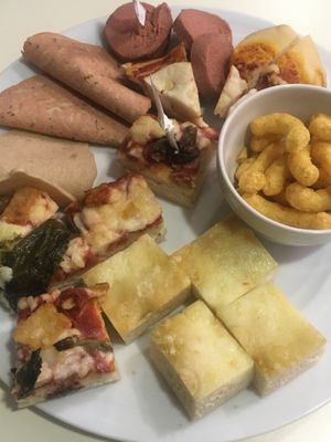 Savoury aperitif at Ratatouille in Turin