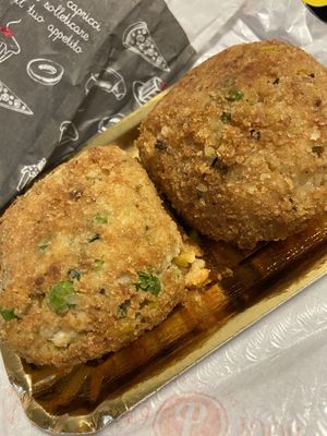 Arancini di riso con ragù di verdure  at Ratatouille in Turin