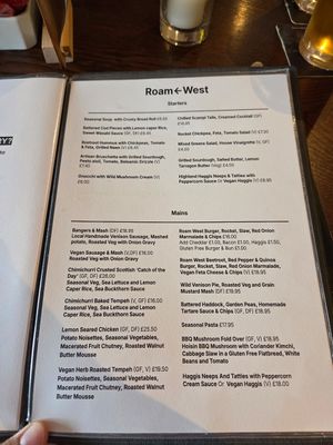 Les plats en V sont vegans at Roam West in Fort William