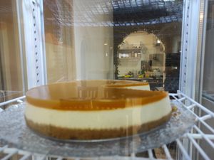 Mango cheesecake at Verde Hut in Porto