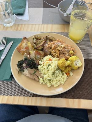 Main courses #Veganuary at Verde Hut in Porto