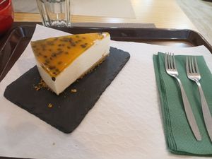 Passion fruit cheesecake at Verde Hut in Porto