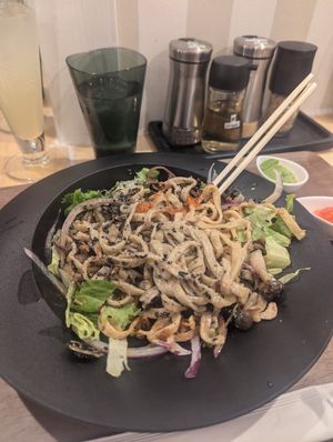 After mixing at Noodle Stand THREE P's in Matsumoto