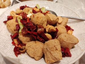 Kung pao deep fried stinky tofu at Yang Shin 養心茶樓 in Taipei