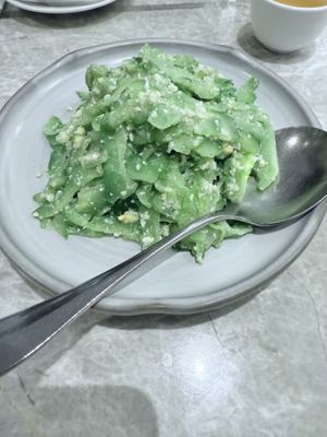 Bitter Winter Melon. Hatten wir vorher noch nie. Exzellent.   at Yang Shin 養心茶樓 in Taipei