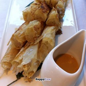 bean curd roll appetizer  at Yang Shin 養心茶樓 in Taipei
