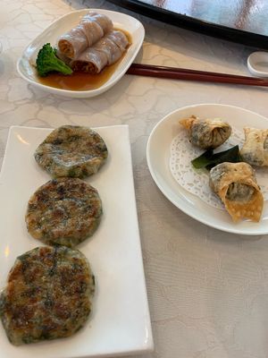 Fried rice noodle, basil wonton  at Yang Shin 養心茶樓 in Taipei