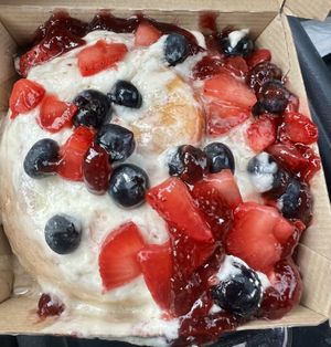 Berry cinnabon   at Cinnaholic in Tucson