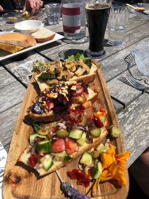 Bruschetta with a trio of toppings at Fleurs Place in Moeraki