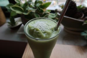 Green Smoothie (very fresh) at Plant Bakery 플랜트 in Seoul
