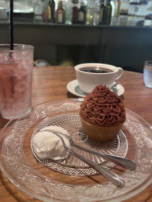   at Bio Cafe in Tokyo