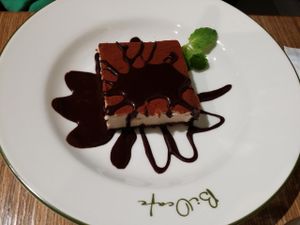 tiramisu at Bio Cafe in Tokyo