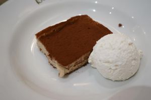 Tiramisu Bio (vegan). at Bio Cafe in Tokyo
