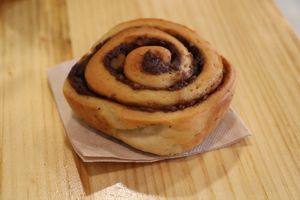 Cinnamon roll at Asante in Barcelona