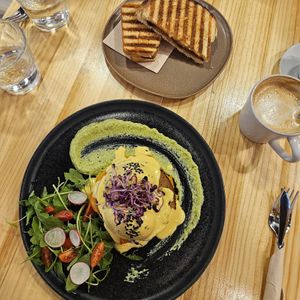 Classic Sandwich and Eggs Benedict at Asante in Barcelona