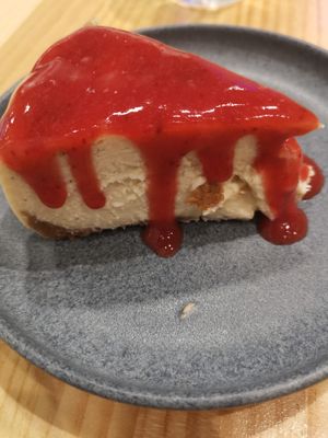 Postre muy rico no estaba en mostrador y recomendaron muy muy sabrosa at Asante in Barcelona