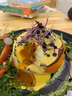 Increíble huevos benedict!  at Asante in Barcelona