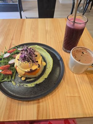 The eggs benedict were amazing,  highly recommend! at Asante in Barcelona