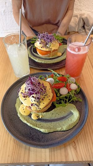 Benedict eggs at Asante in Barcelona