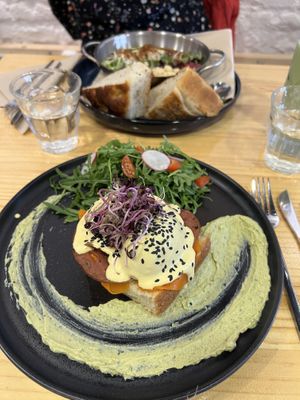 Vegan eggs benedictt  at Asante in Barcelona