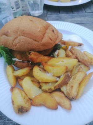 Veganer Burger at Cafe Vin & Brød in Maribo