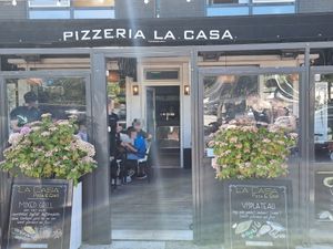 Front at Pizzeria La Casa in Breskens