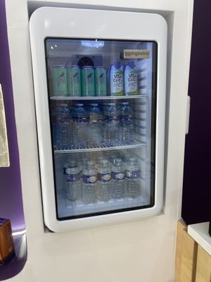   at Oakberry - Trinité in Paris