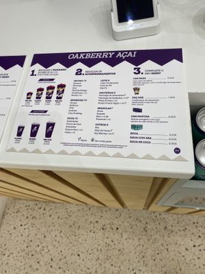   at Oakberry - Trinité in Paris