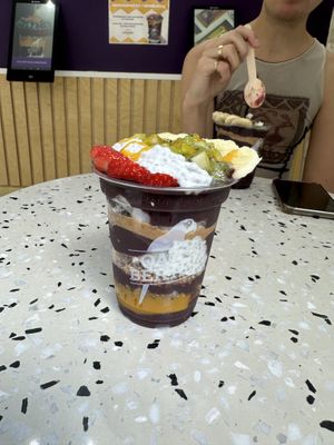   at Oakberry - Trinité in Paris