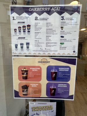   at Oakberry - République in Paris