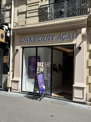   at Oakberry - Marbeuf in Paris