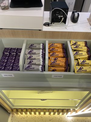 Bars etc  at Oakberry - Marbeuf in Paris