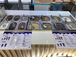 Toppings  at Oakberry - Marbeuf in Paris