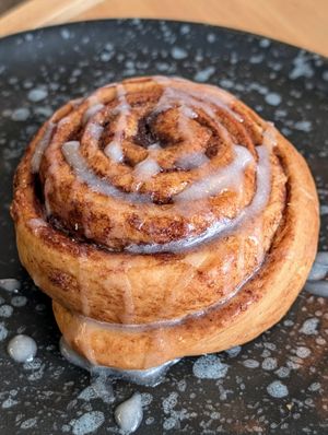 Cinnamon bun 😋 at Blessings Home & Café in Koh Phangan